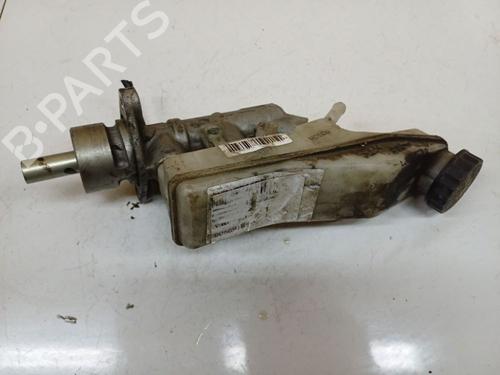 Used Brake master cylinder Brake master cylinder TOYOTA AVENSIS (_T25_) 2.2 D-4D (ADT251_, ADT251R) (150 hp) 36251211 36251211