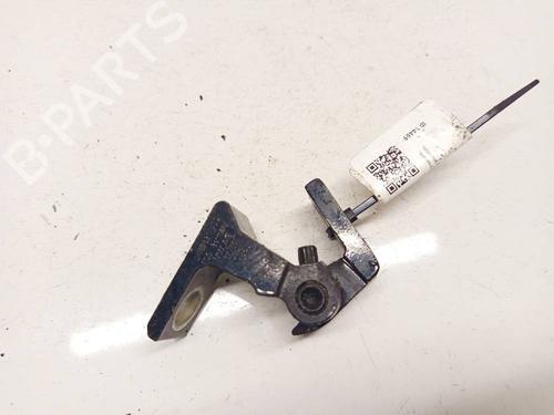 Used Hinge/Door check strap Hinge/Door check strap 33487564 33487564