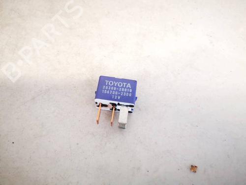 other-toyota-verso-_r2_-2009-2010-2011-2012-2013-2014-2015-2016-2017-2018-32933895 main image