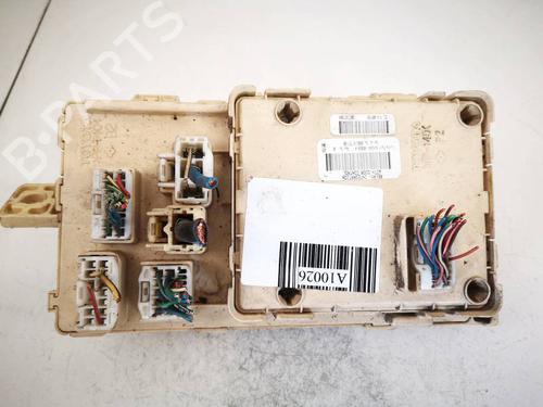 Used Fuse box Fuse box TOYOTA AVENSIS (_T25_) 2.0 D-4D (ADT250_, ADT250R) (126 hp) 32607297 32607297