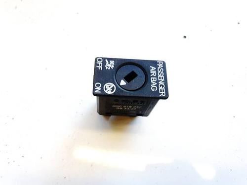 spak-kontakt-vw-id4-e21-2020-32611362 main image