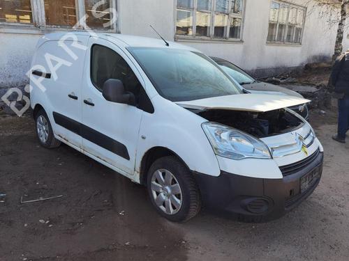 Brugte CITROËN BERLINGO MULTISPACE (B9) 1.6 HDi 90 (90 hp) 4470752