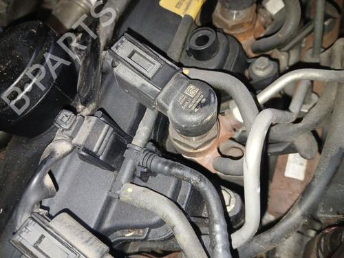 Inyector Inyector NISSAN JUKE (F15) 1.5 dCi (110 hp) 37505210 37505210