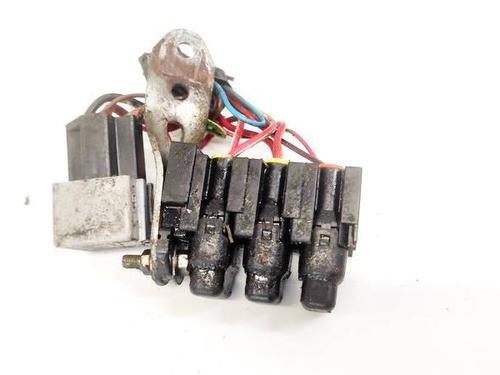 fuse-box-toyota-auris-_e15_-2006-2007-2008-2009-2010-2011-2012-2013-32963876 main image