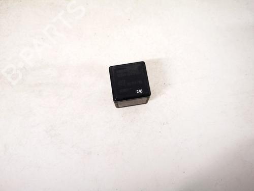 Used Electronic sensor Electronic sensor OPEL VECTRA B Estate (J96) 2.0 DTI 16V (F35) (101 hp) 33081787 33081787