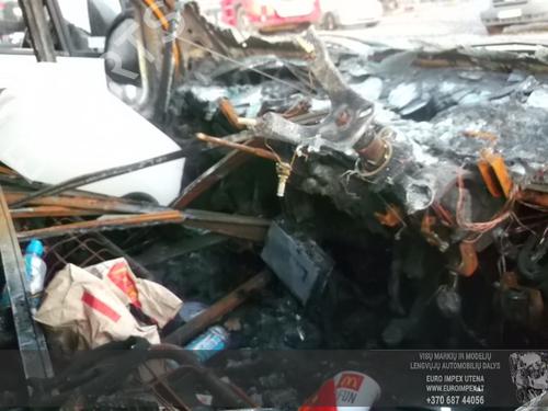 Fuse box CITROËN JUMPER I Platform/Chassis (244) 2.2 HDi | BP33506934E1  - Image 7