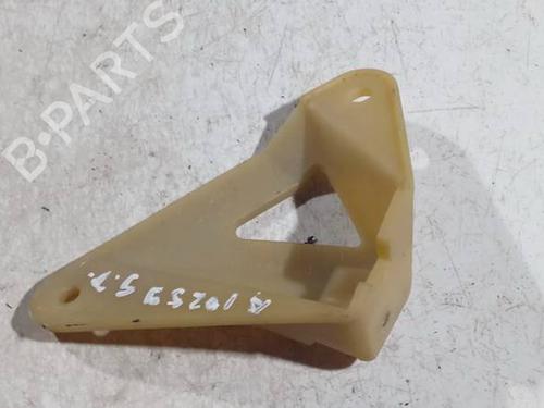 Used Support Support MITSUBISHI PAJERO III (V7_W, V6_W) 3.2 Di-D (V68W) (160 hp) 32586594 32586594