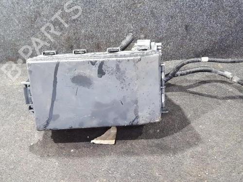 fuse-box-ford-focus-i-daw-dbw-1998-1999-2000-2001-2002-2003-2004-2005-2006-2007-2008-2009-33483798 main image