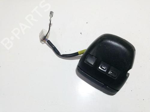 Used Steering wheel controls Steering wheel controls 35715504 35715504