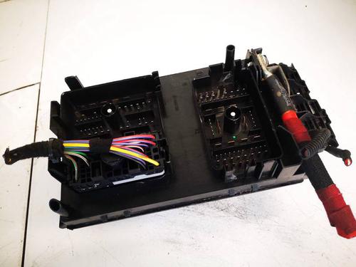 Used Fuse box Fuse box OPEL ASTRA J (P10) 1.7 CDTI (68) (110 hp) 32570138 32570138