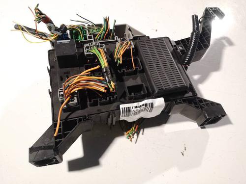 Used Fuse box JAGUAR X-TYPE I (X400) 2.2 D (146 hp) 32579563