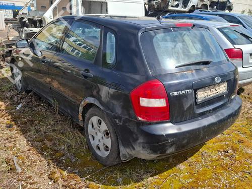 Fuse box KIA CERATO I Hatchback (LD) 1.5 CRDi | BP35971862E1  - Image 10