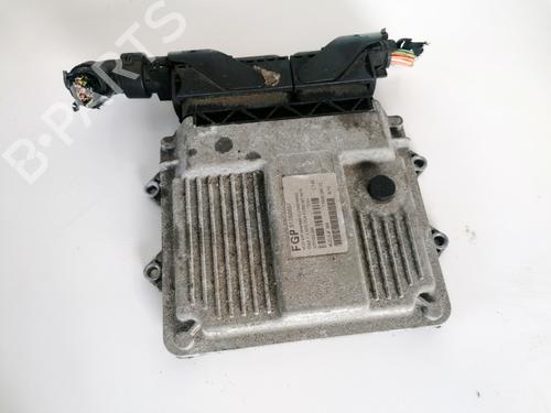 Used Engine control unit (ECU) Engine control unit (ECU) FIAT IDEA (350_) 1.3 D Multijet (70 hp) 32880222 32880222