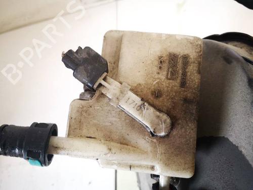 Used Brake fluid reservoir Brake fluid reservoir 35217006 35217006