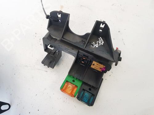 sikringsdose-audi-a4-b6-8e2-2000-2001-2002-2003-2004-2005-32877438 main image