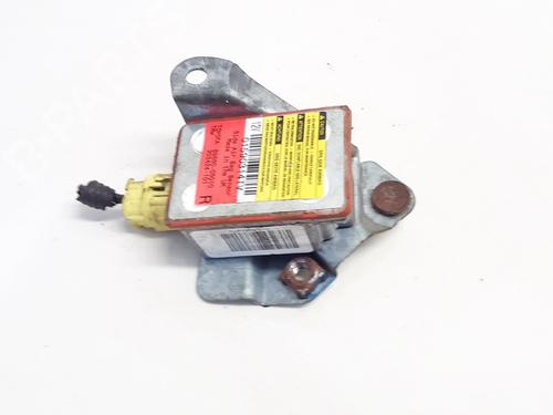 Used Electronic module Electronic module TOYOTA AVENSIS (_T22_) 2.0 TD (CT220_, CT220R) (90 hp) 33106561 33106561