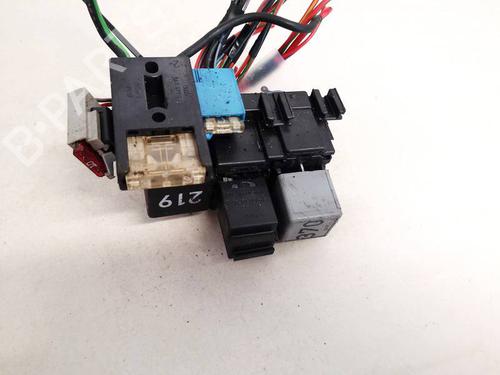 fuse-box-vw-passat-b5-variant-3b5-1997-1998-1999-2000-2001-32926130 main image