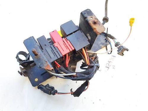 Used Fuse box Fuse box CITROËN JUMPER I Van (230L) 2.8 HDi (128 hp) 32930988 32930988