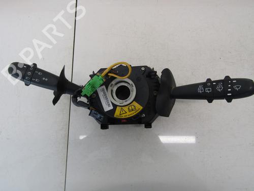 Used Warning switch Warning switch ALFA ROMEO 147 (937_) 1.6 16V T.SPARK ECO (937.AXA1A, 937.BXA1A) (105 hp) 35592082 35592082