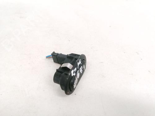 Used Switch Switch OPEL ASTRA G Hatchback (T98) 2.0 DI (F08, F48) (82 hp) 32875560 32875560