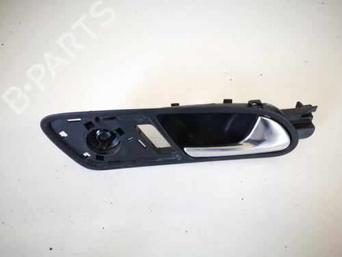 Used Rear right interior door handle Rear right interior door handle 35231903 35231903