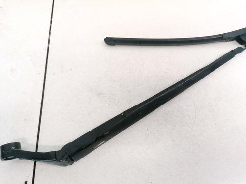 front-windshield-wiper-arm-toyota-auris-_e15_-2006-2007-2008-2009-2010-2011-2012-2013-32915851 main image