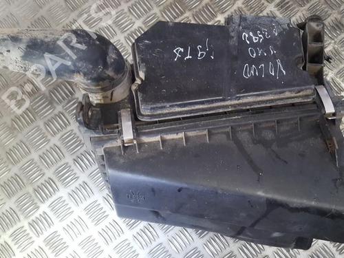 Used Air filter box Air filter box AUDI 80 B2 Saloon (811, 813, 814, 819, 853) 1.8 (90 hp) 35687290 35687290