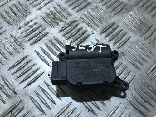 Used Electronic module Electronic module AUDI A3 (8P1) 1.9 TDI (105 hp) 33499782 33499782