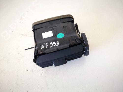 air-vent-toyota-avensis-_t25_-2003-2004-2005-2006-2007-2008-32905725 main image