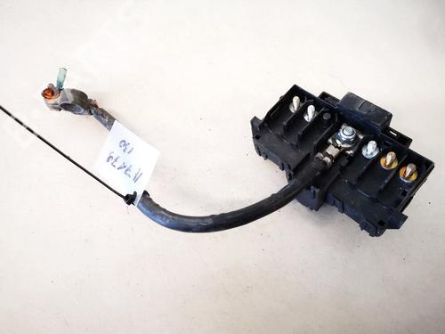 fuse-box-mercedes-benz-c-class-w203-2000-2001-2002-2003-2004-2005-2006-2007-32881478 main image