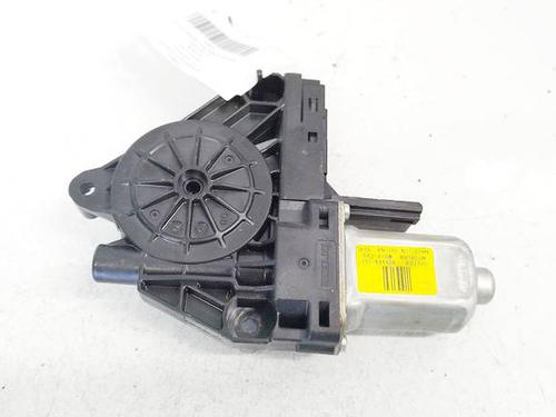 Used Right rear window motor Right rear window motor 37084782 37084782