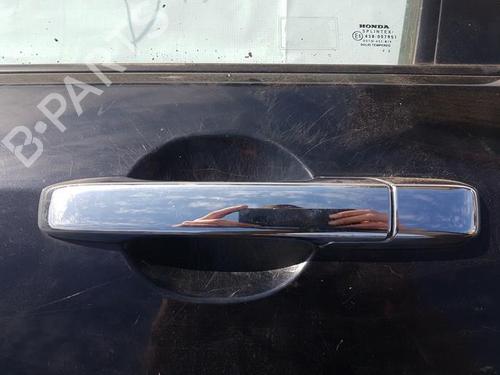 Used Front left exterior door handle Front left exterior door handle HONDA CR-V II (RD_) 2.2 CTDi (RD9) (140 hp) 35836169 35836169