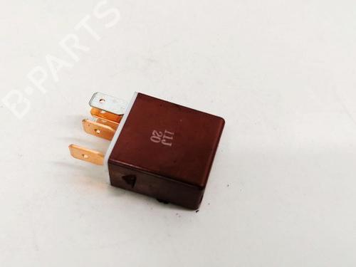Electronic sensor TOYOTA COROLLA Verso (_E12_) 1.8 VVT-i (ZZE122_, ZZE122R) | BP32876975M84 - Image 2