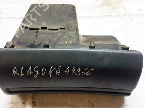 Used Glove box Glove box RENAULT LAGUNA I (B56_, 556_) 2.2 D (B56F/2) (83 hp) 35872786 35872786