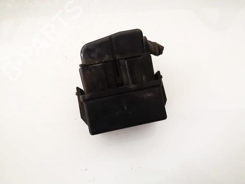 Used Fuse box CHRYSLER SEBRING (JS) 2.0 CRD (140 hp) 32888677