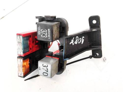 Used Fuse box Fuse box AUDI A6 C5 (4B2, 4B4) 2.5 TDI (150 hp) 32945035 32945035