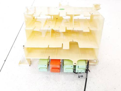 Used Fuse box BMW 3 (E46) 330 d (184 hp) 32948508