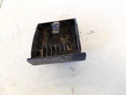 Cinzeiro Cinzeiro VW TRANSPORTER T4 Van (70A, 70H, 7DA, 7DH) 1.9 D (61 hp) 35394902 35394902