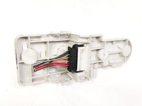 lamp-holder-audi-a3-8l1-1996-1997-1998-1999-2000-2001-2002-2003-2004-2005-2006-35334662 main image