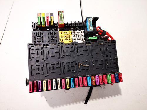 Used Fuse box Fuse box VW SHARAN (7M8, 7M9, 7M6) 1.9 TDI (90 hp) 33080261 33080261