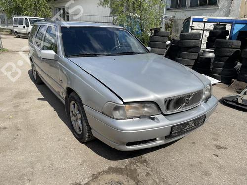 Brugte VOLVO V70 I (875, 876) 2.5 TDI (140 hp) 4470861