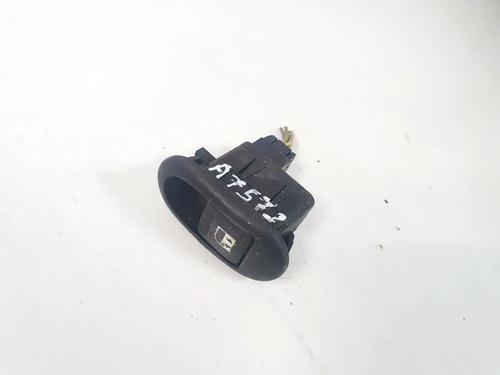 Used Switch Switch PEUGEOT 1007 (KM_) 1.4 HDi (68 hp) 32897190 32897190