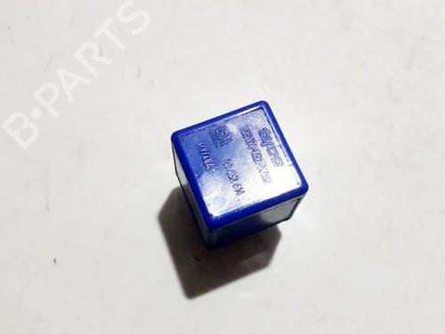 Used Electronic sensor Electronic sensor OPEL ASTRA G Hatchback (T98) 2.0 DTI 16V (F08, F48) (101 hp) 33529498 33529498