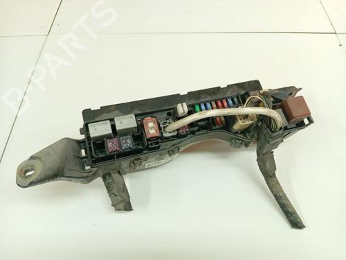 Used Fuse box Fuse box TOYOTA COROLLA Saloon (_E12_) 2.0 D-4D (CDE120_, CDE120R) (116 hp) 33837834 33837834