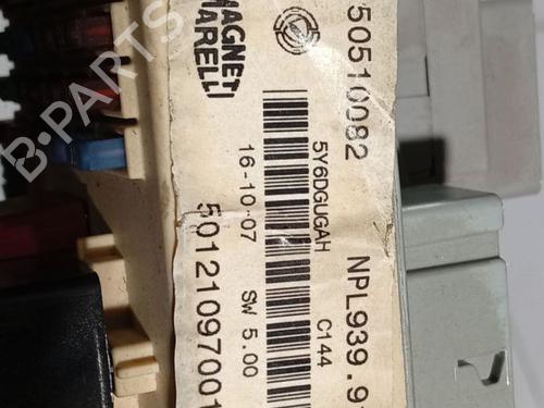 Fuse box ALFA ROMEO 159 (939_) 1.9 JTDM 8V (939AXE1B) | BP35830293E1 - Image 5