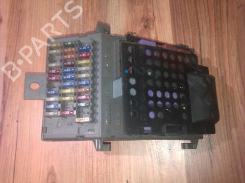 Used Fuse box Fuse box RENAULT LAGUNA I (B56_, 556_) 1.8 (B56S/T/0) (90 hp) 33495701 33495701