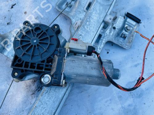 Used Right rear window motor Right rear window motor 35505517 35505517