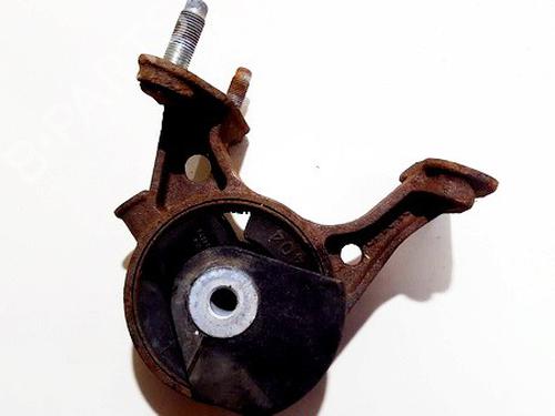 Used Engine mount Engine mount TOYOTA RAV 4 III (_A3_) 2.2 D 4WD (ALA30_, ALA30R) (136 hp) 33514229 33514229