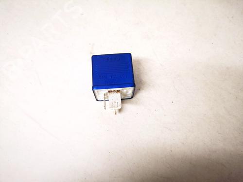 other-vw-passat-b5-variant-3b5-1997-1998-1999-2000-2001-33092002 main image