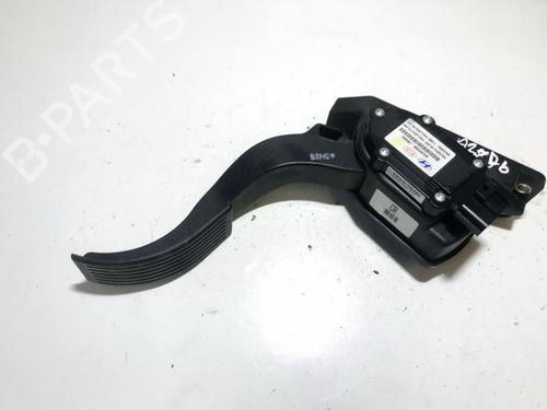 Used Pedal Pedal HYUNDAI SANTA FÉ II (CM) 2.2 CRDi (155 hp) 35834428 35834428